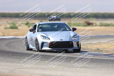 media/Sep-20-2025-Extreme Speed (Sat) [[1fcc23683c]]/Orange (Mid Intermediate)/Session 2 (Sunrise)/